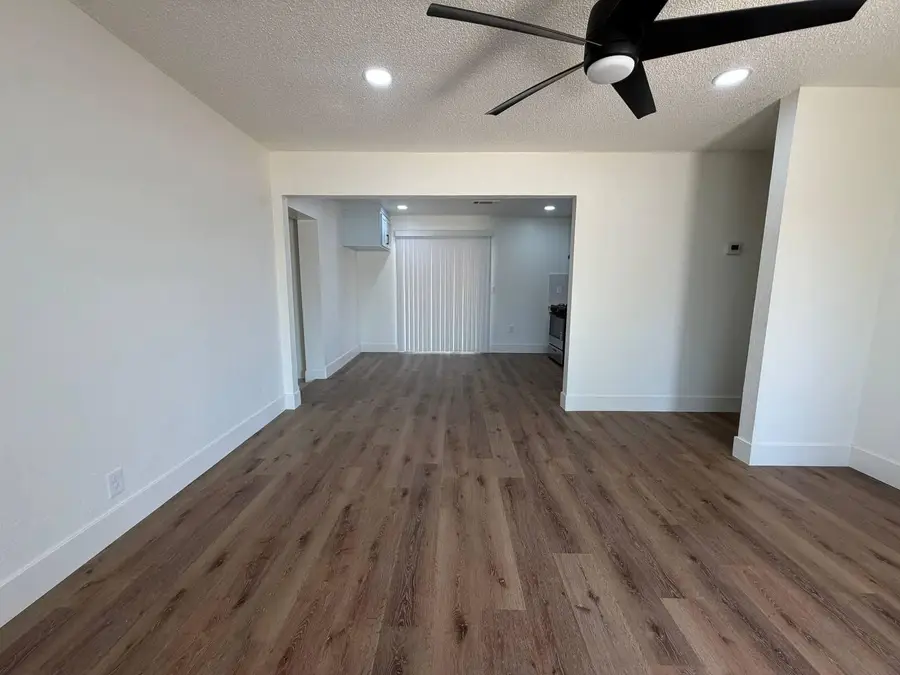 1255 Jordan Way, Hanford, CA 93230 - #3