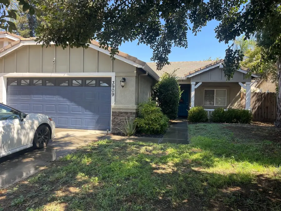 3909 Wilkesboro Avenue, Modesto, CA 95357 - #3