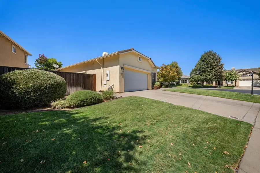 3917 Lakeside Drive, Modesto, CA 95355 - #3