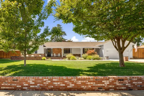 881 El Chorro Way, Sacramento, CA 95864
