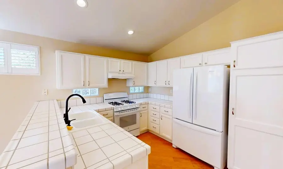 7125 Clearview Way, Roseville, CA 95747 - #3
