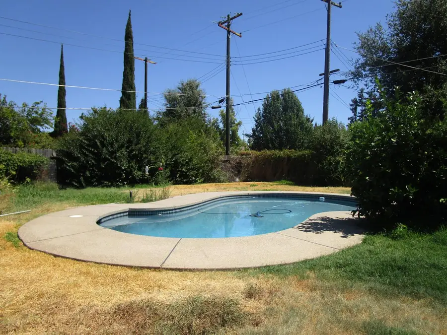 6637 Dunmore Avenue, Citrus Heights, CA 95621 - #3