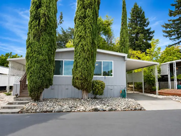 6900 Almond Avenue #17, Orangevale, CA 95622