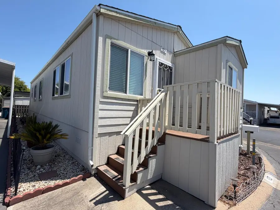 127 Royalwood Ln, Rancho Cordova, CA 95670 - #2