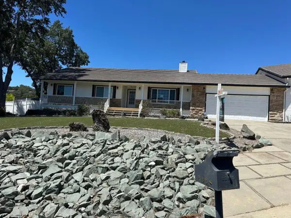 2088 Greenbriar Road, Valley Springs, CA 95252