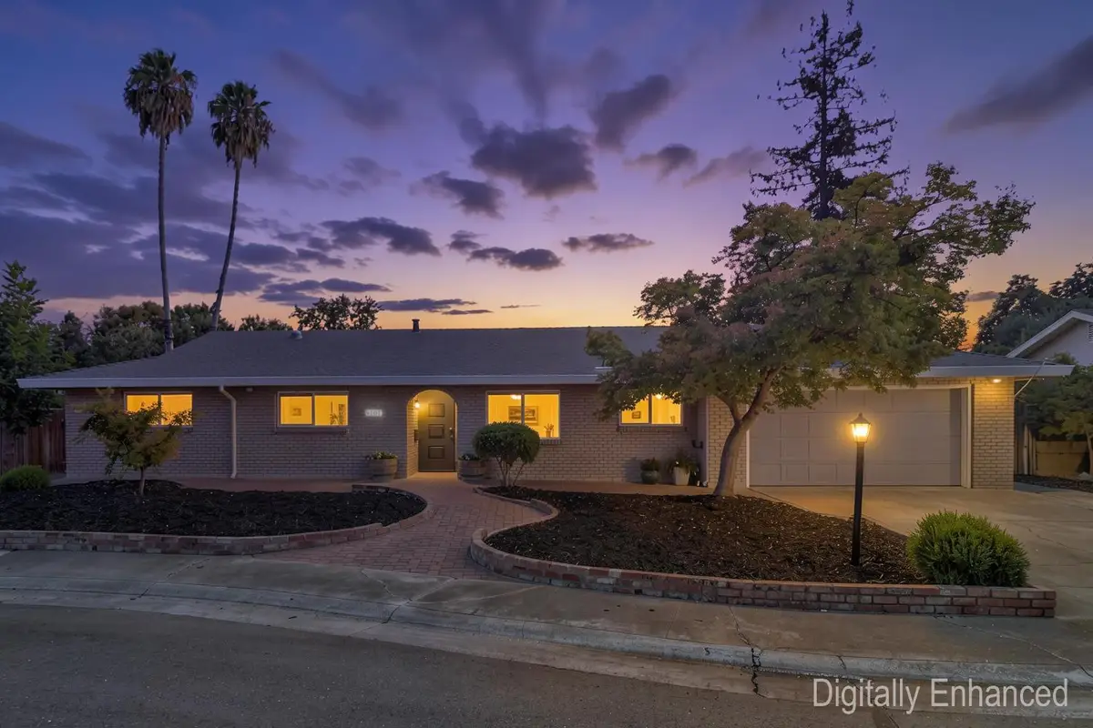 9101 Plaza Park Drive, Elk Grove, CA 95624 - #1