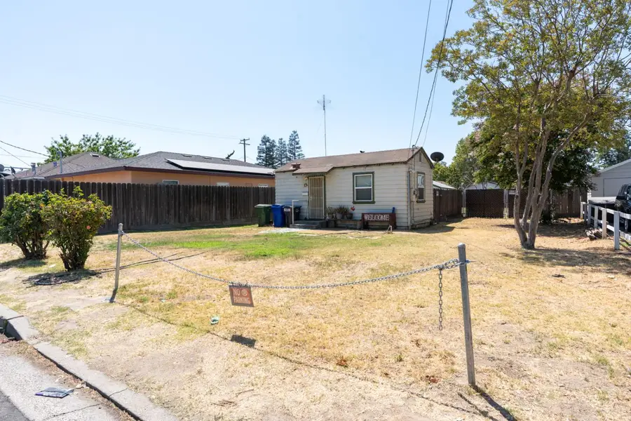 954 Wayside Drive, Turlock, CA 95380 - #2