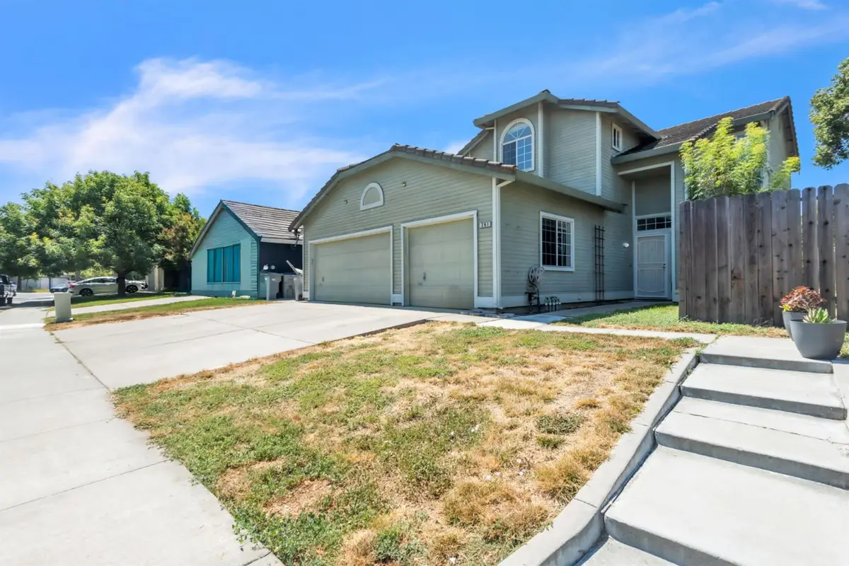 261 Arlington Circle, Woodland, CA 95695 - #1