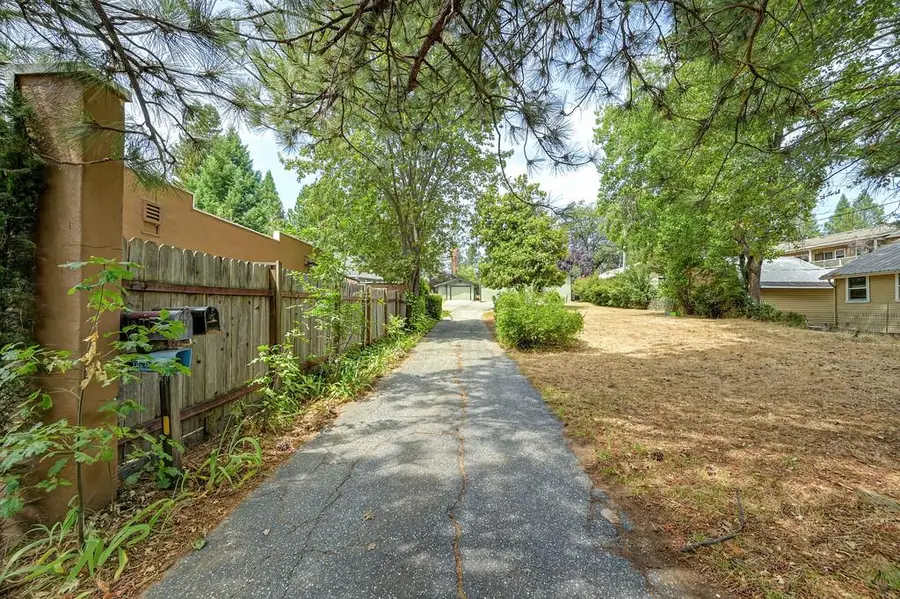 516 Whiting Street, Grass Valley, CA 95945 - #3