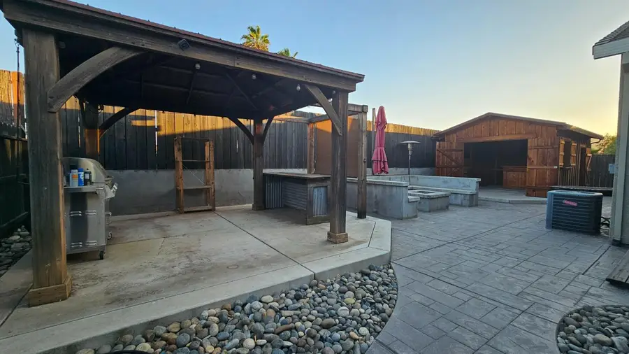 1246 Sweet Briar Drive, Patterson, CA 95363 - #2