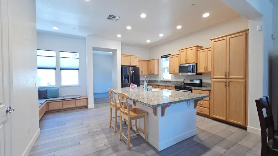 1246 Sweet Briar Drive, Patterson, CA 95363 - #3