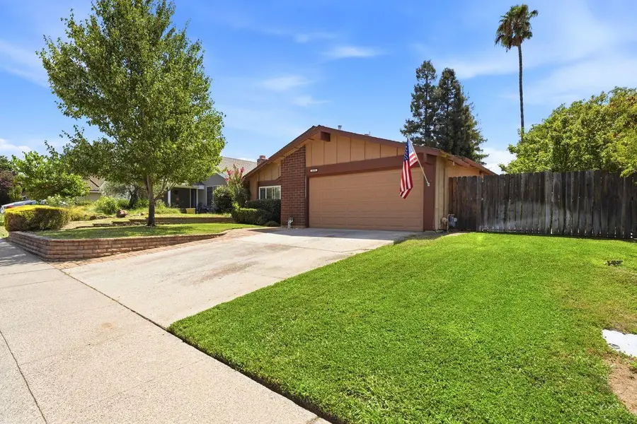 6890 Olive Tree Way, Citrus Heights, CA 95610 - #2