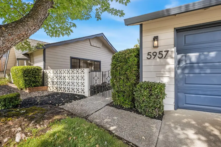 5957 Ranger Way, Carmichael, CA 95608 - #3