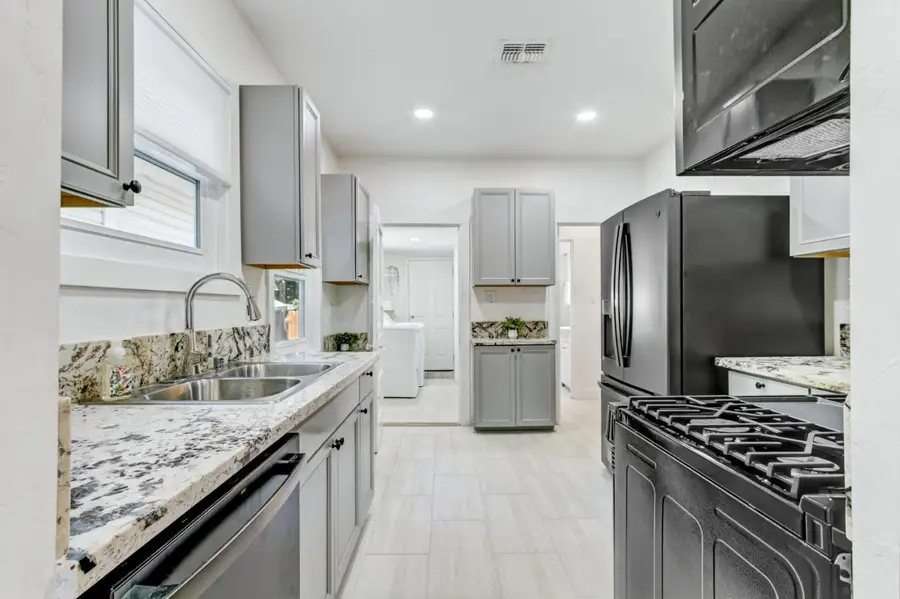 409 U Street, Sacramento, CA 95818 - #3