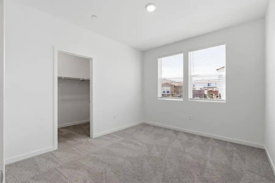 8256 Seahorse Way, Elk Grove, CA 95757 - #2