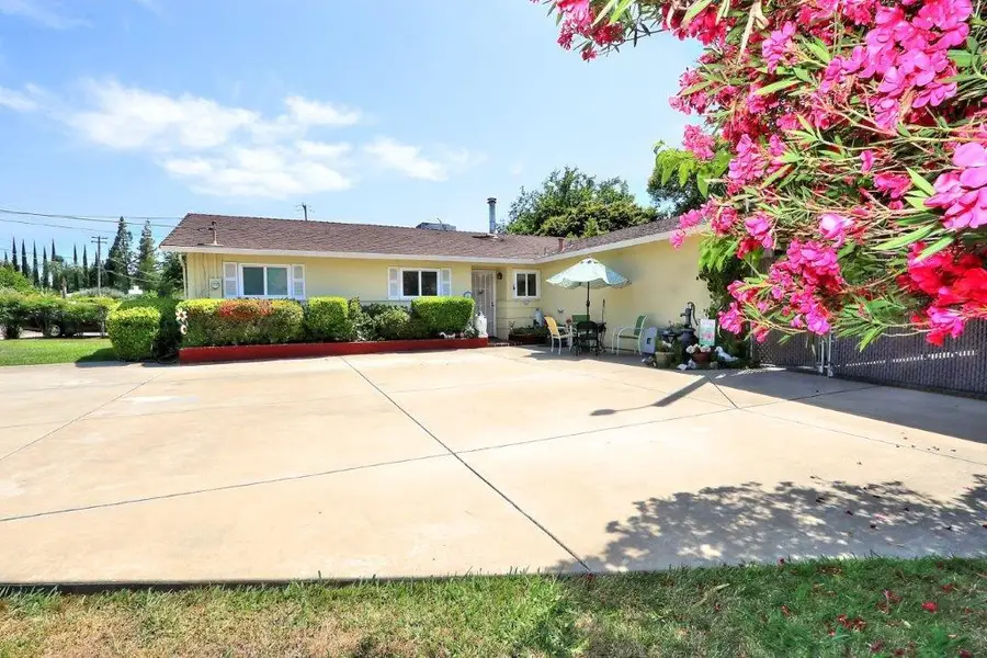 7333 Almond Avenue, Orangevale, CA 95662 - #2
