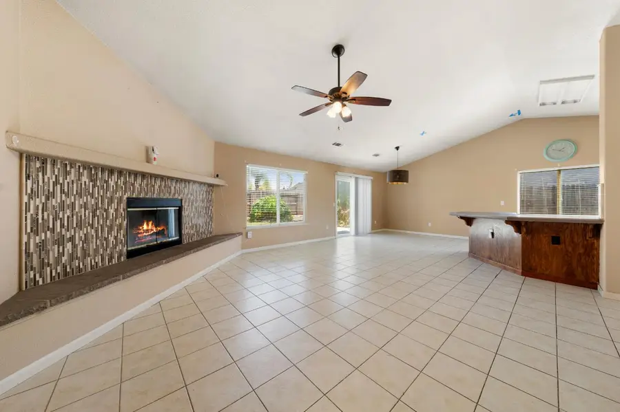 1021 Bay Shore Drive, Galt, CA 95632 - #3