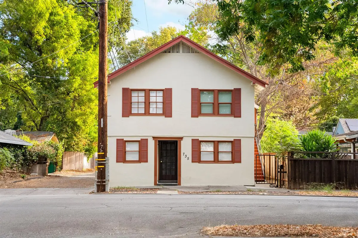 735 Pine Street, Chico, CA 95928 - #1