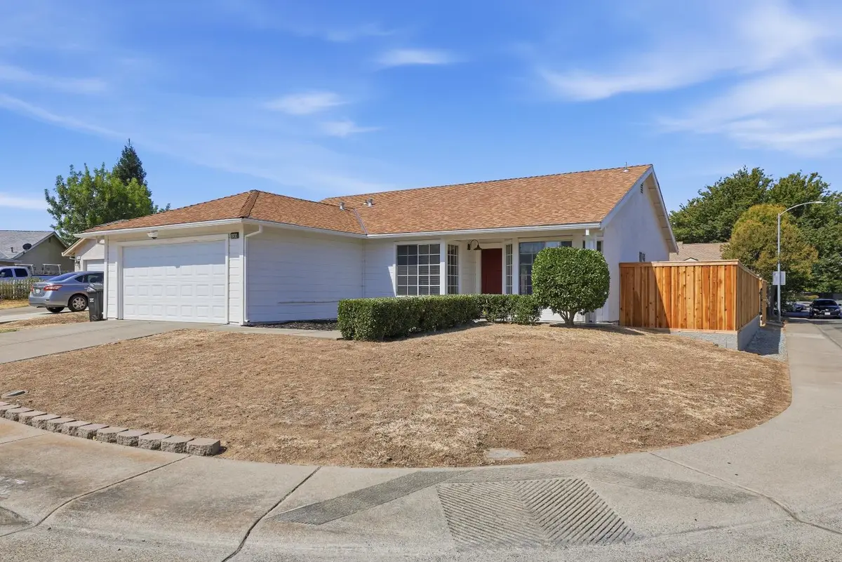 8300 Elkpoint Court, Sacramento, CA 95828 - #1