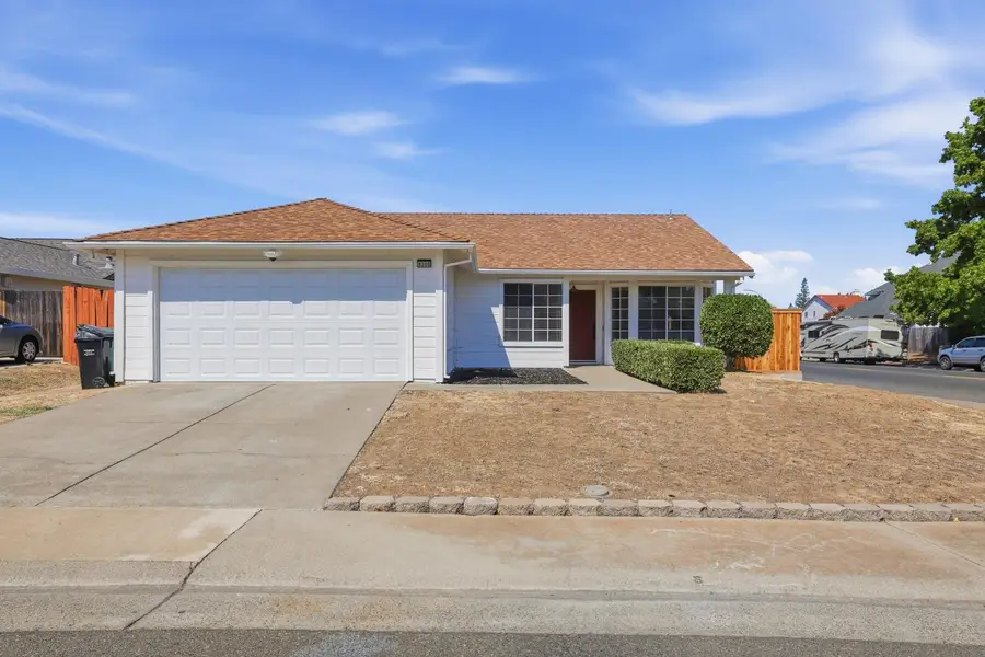8300 Elkpoint Court, Sacramento, CA 95828 - #2