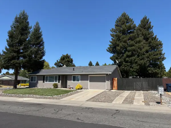 1 Donna Marie Court, Sacramento, CA 95831