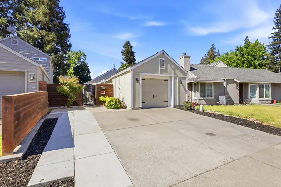 2410 Seamist Drive, Sacramento, CA 95833 - #2