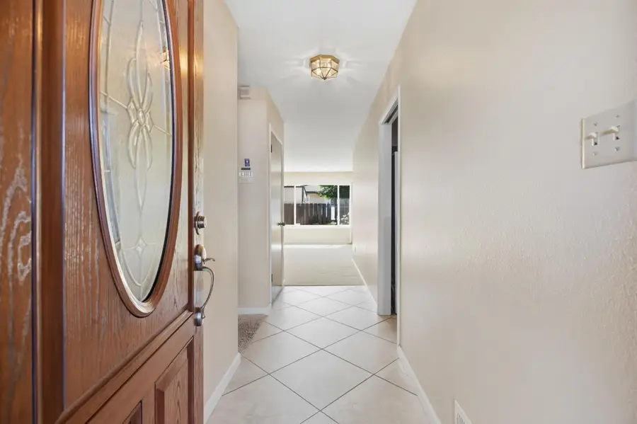 3320 Alta Way, Modesto, CA 95350 - #3