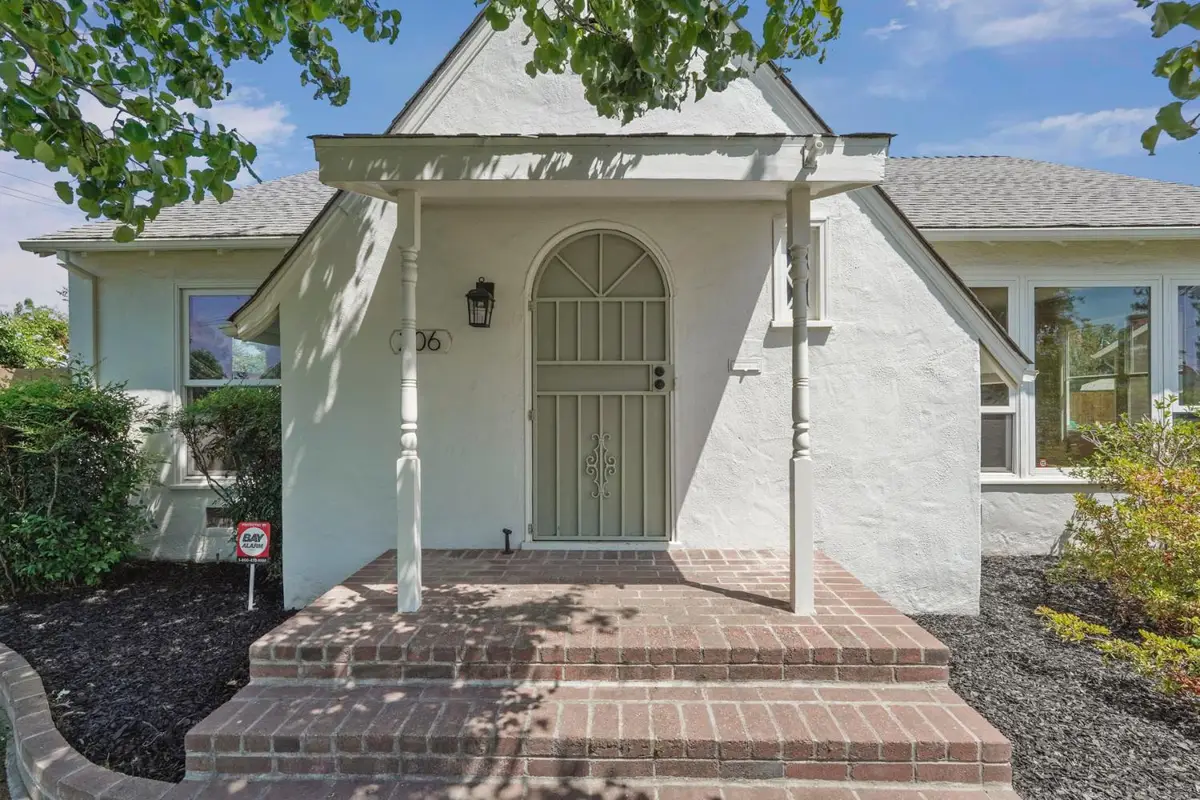 206 S Fairmont Avenue, Lodi, CA 95240 - #1
