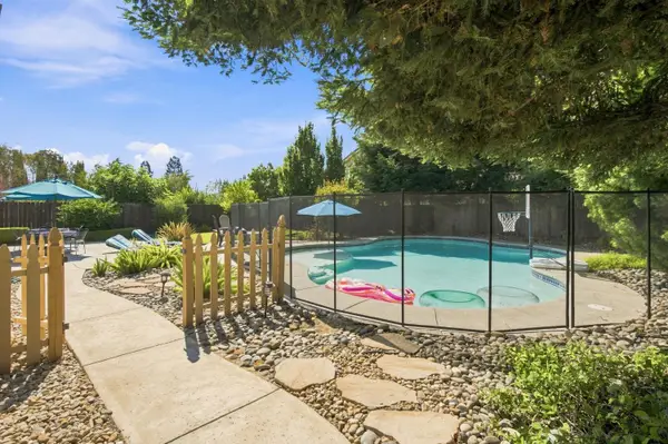 1092 Heartland Drive, Manteca, CA 95337