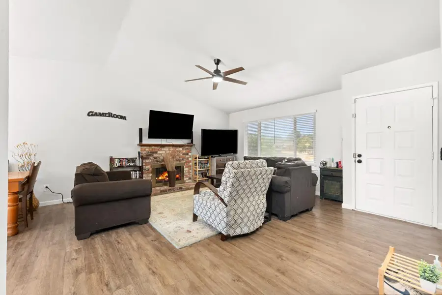 1700 Klamath River Drive, Rancho Cordova, CA 95670 - #3