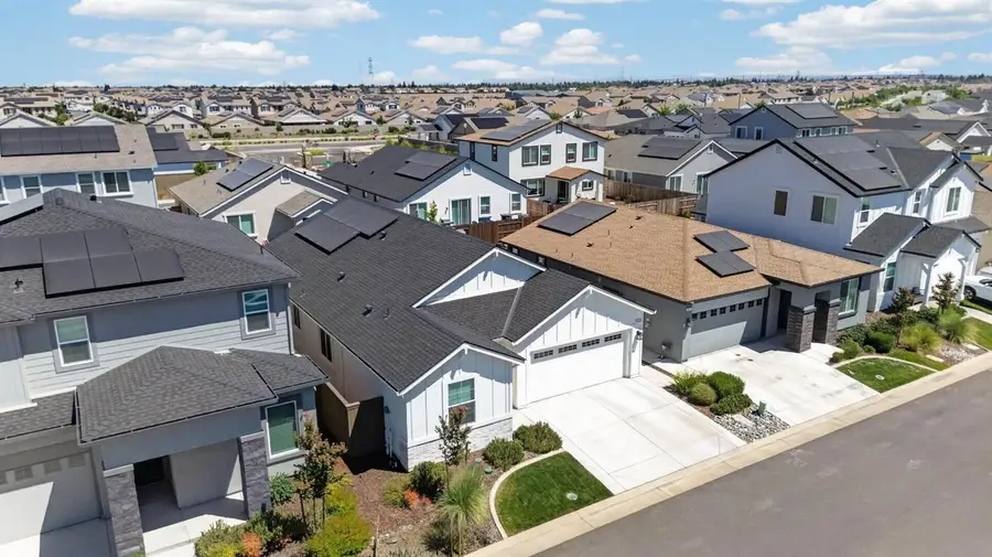 2113 Longmire Loop, Roseville, CA 95747 - #3