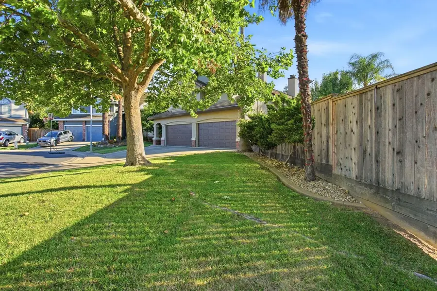 8950 Alps, Elk Grove, CA 95624 - #3