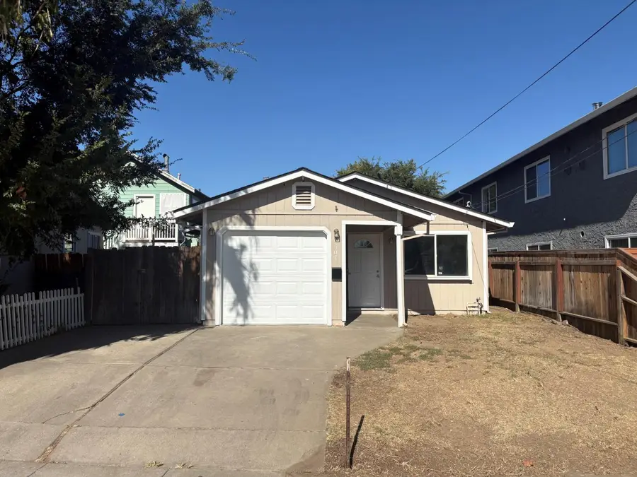 707 Kiley Avenue, Yuba City, CA 95991 - #2