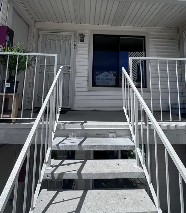 700 Mccoy Court #17, Lodi, CA 95240
