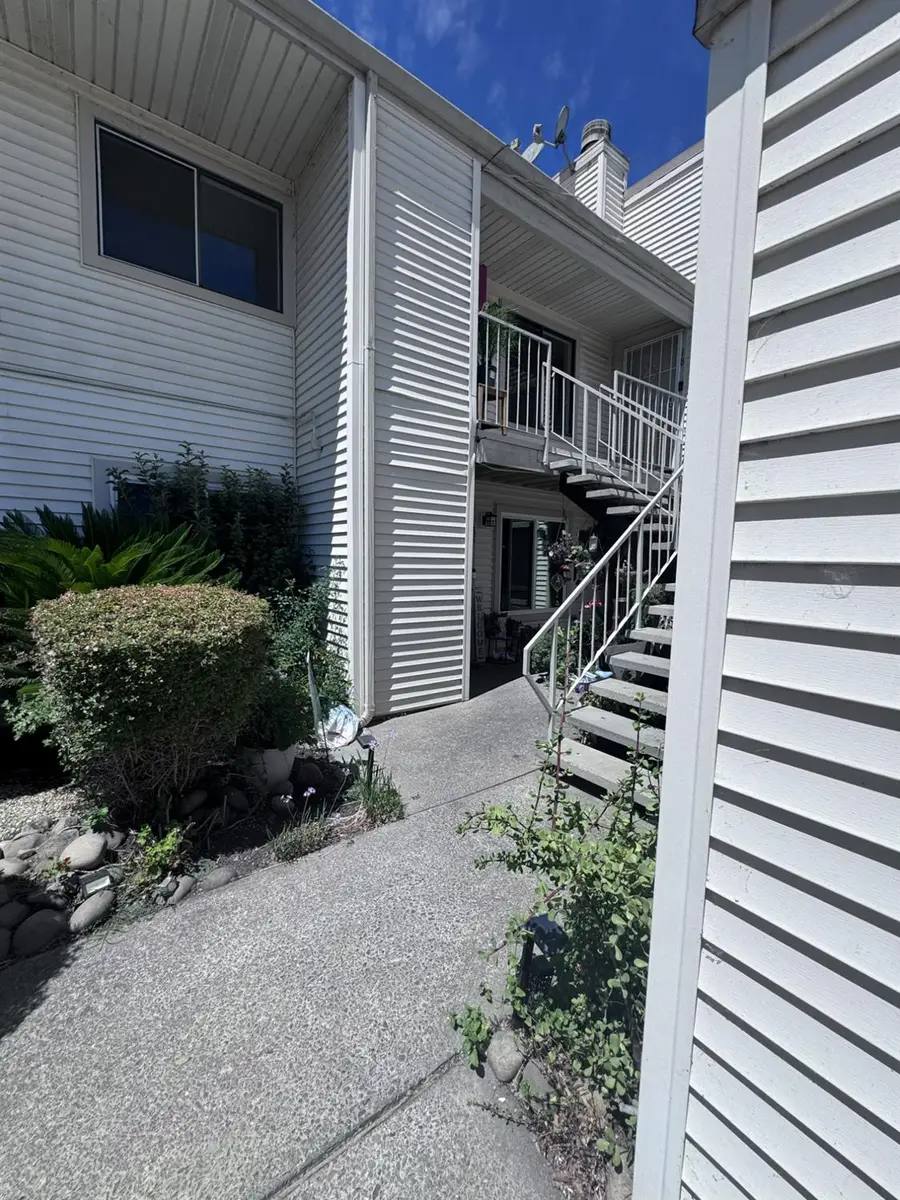 700 Mccoy Court #17, Lodi, CA 95240 - #3