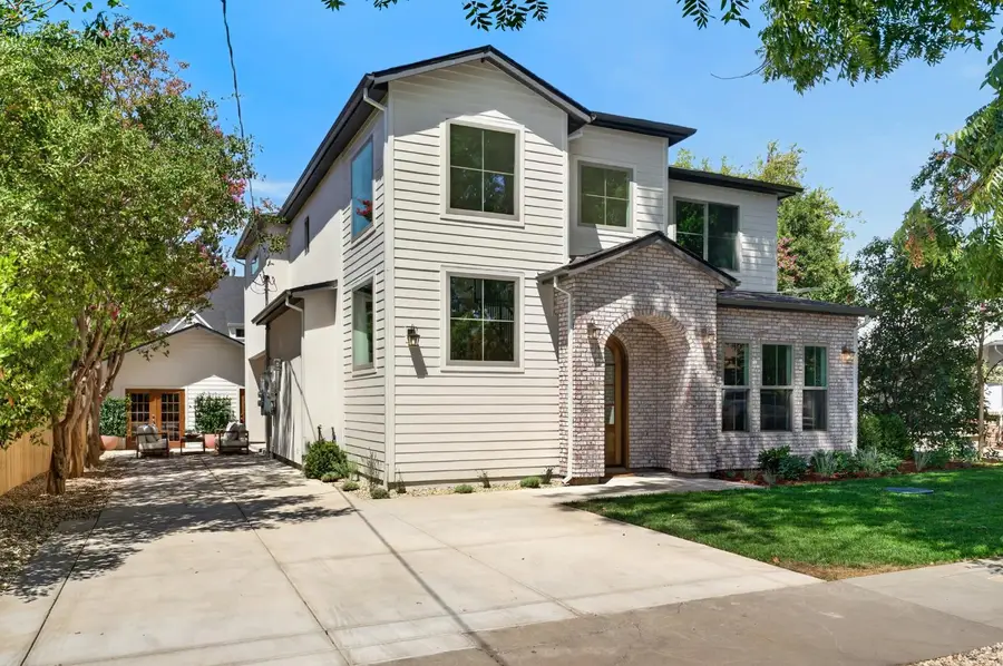 864 48th Street, Sacramento, CA 95819 - #2