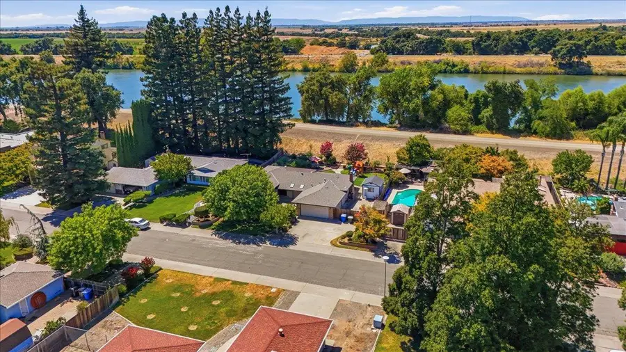 6820 Arabella Way, Sacramento, CA 95831 - #2