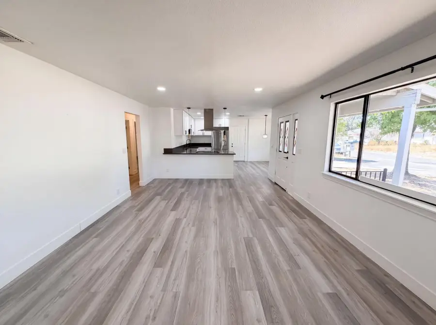 8266 Streng Avenue, Citrus Heights, CA 95610 - #2