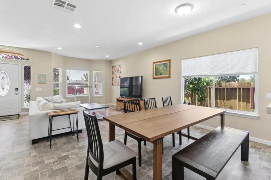 5 Oasis Court, Sacramento, CA 95838 - #3