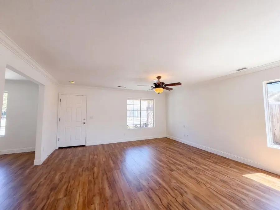 8460 Orchard Creek Way, Elk Grove, CA 95624 - #3