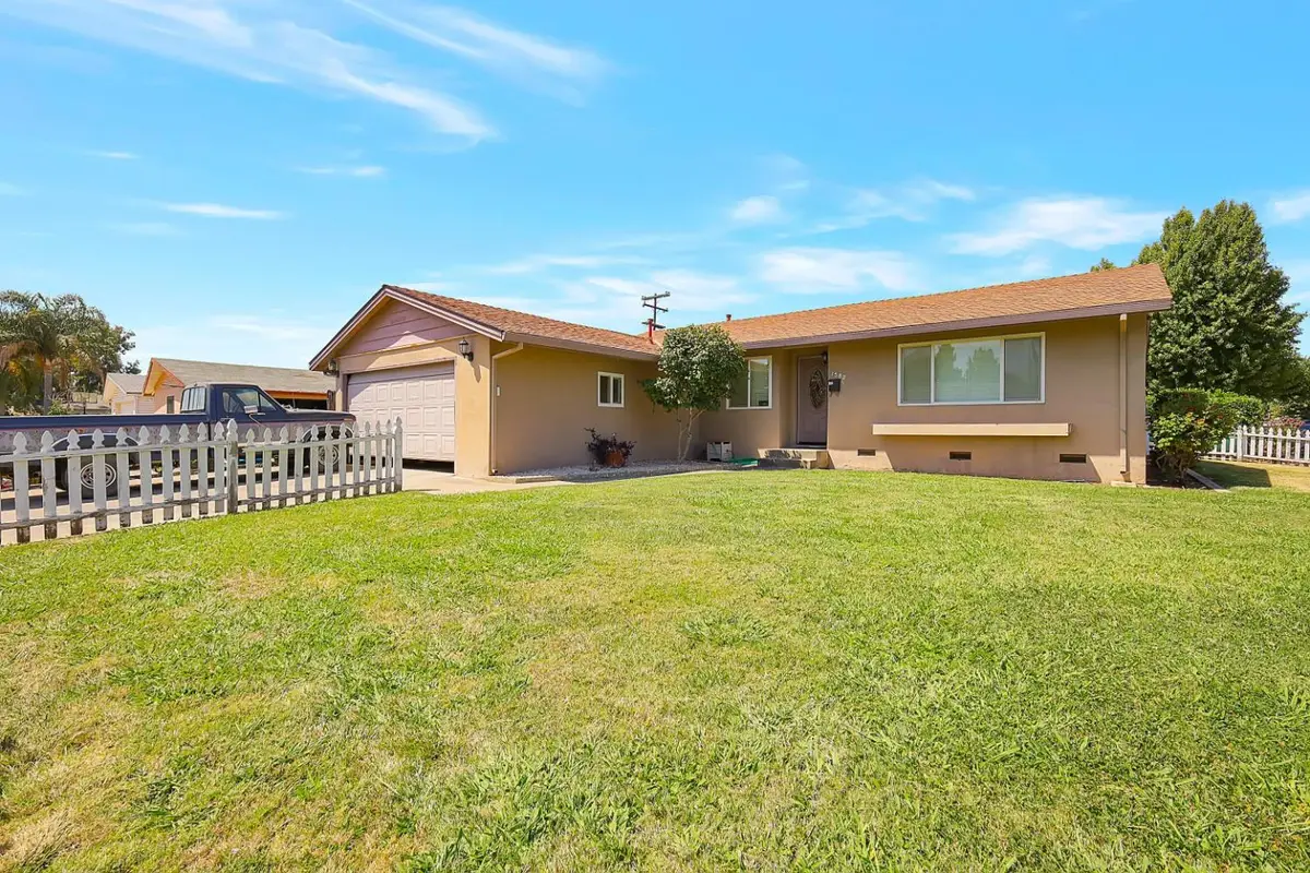 1582 Clark Avenue, Yuba City, CA 95991 - #1