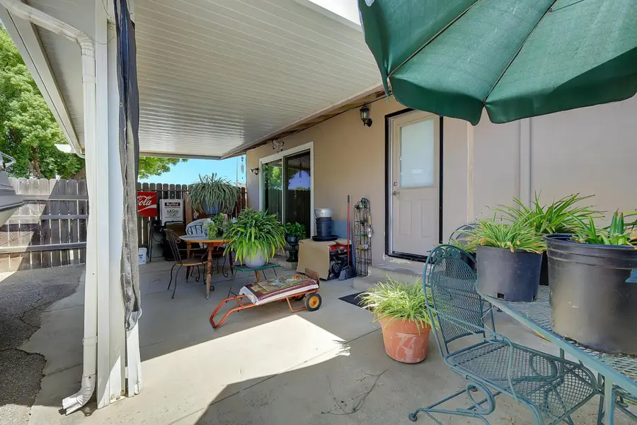 1582 Clark Avenue, Yuba City, CA 95991 - #3