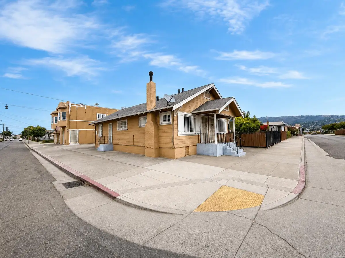 7216 Orral Street, Oakland, CA 94621 - #1
