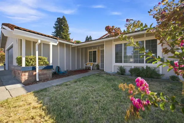 2887 Azevedo Drive, Sacramento, CA 95833