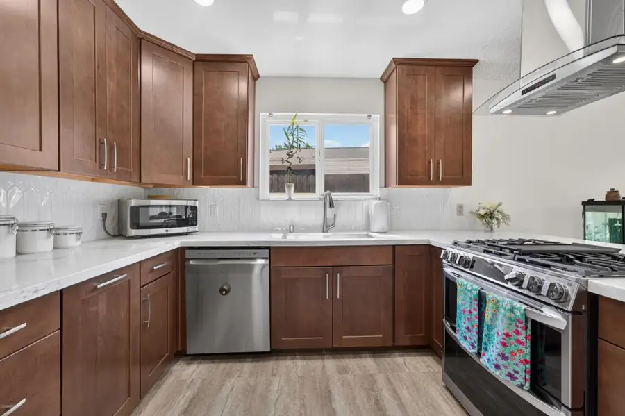 5645 Woodforest, Sacramento, CA 95842 - #3