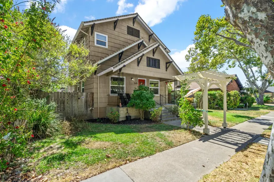 525 Grove Street, Roseville, CA 95678 - #3