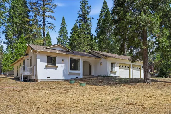 11520 Lower Colfax Road, Grass Valley, CA 95945