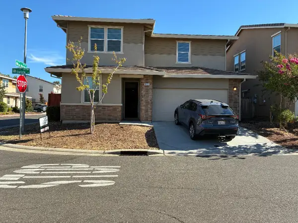 8434 Stellata Lane, Elk Grove, CA 95758