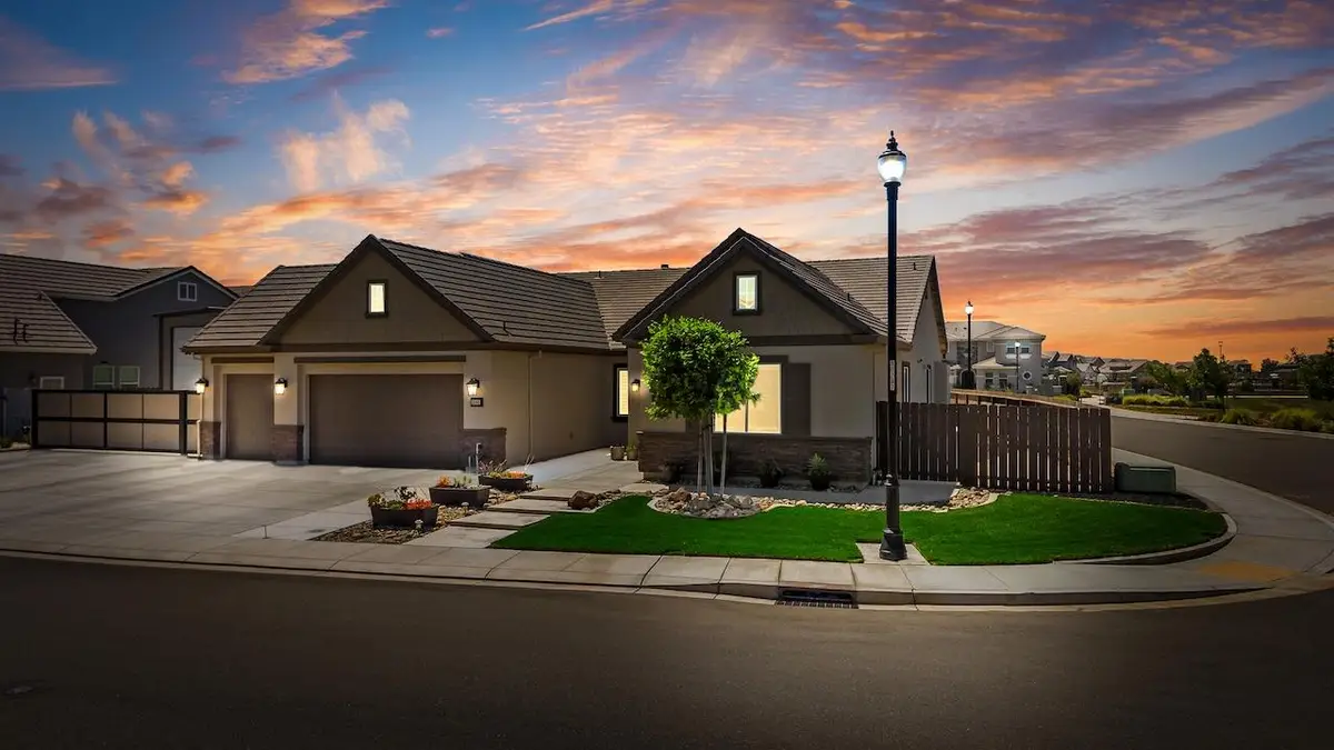 2505 Chrysler Avenue, Manteca, CA 95337 - #1