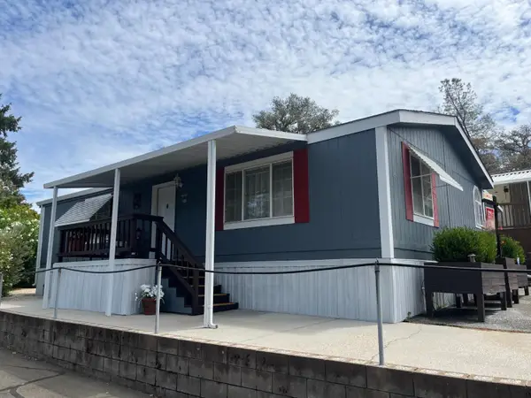 2540 Grass Valley Highway #80, Auburn, CA 95603